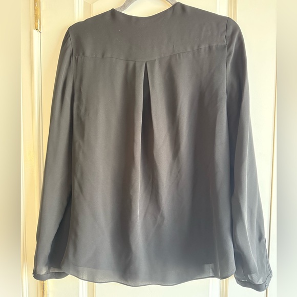 Elegant Black and Blue Women's Silk Top by Elie Tahari, size S, EUC! - Picture 11 of 11